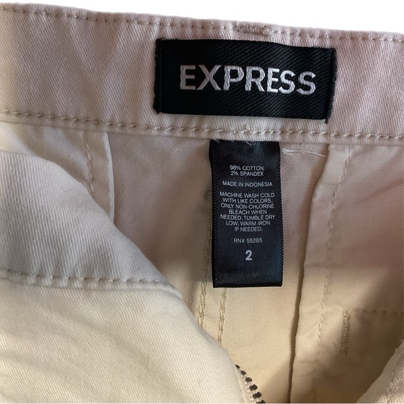 NWOT Express 2 Mid Rise Shortie Chino Shorts Beige Women’s - Picture 7 of 11